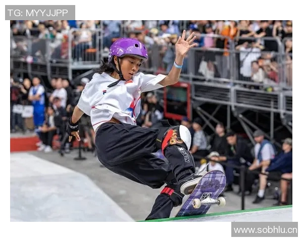 滑板与人生的交织:杨芳的深度对话与成长故事 滑板与人生的交织:杨芳的深度对话与成长故事